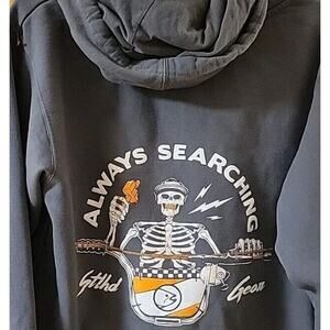 STLHD Grey Skeleton Hoodie Fishing Size SM "ALWAYS SEARCHING"